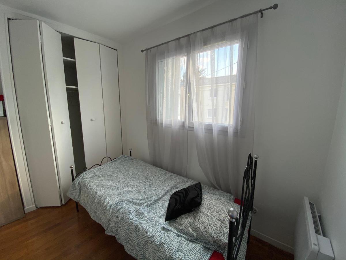 Bedroom In A House/ Chambre Dans Une Maison Épinay-sur-Orge Exterior foto